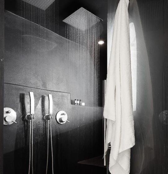 주니어 스위트, Dana Villas & Infinity Suites