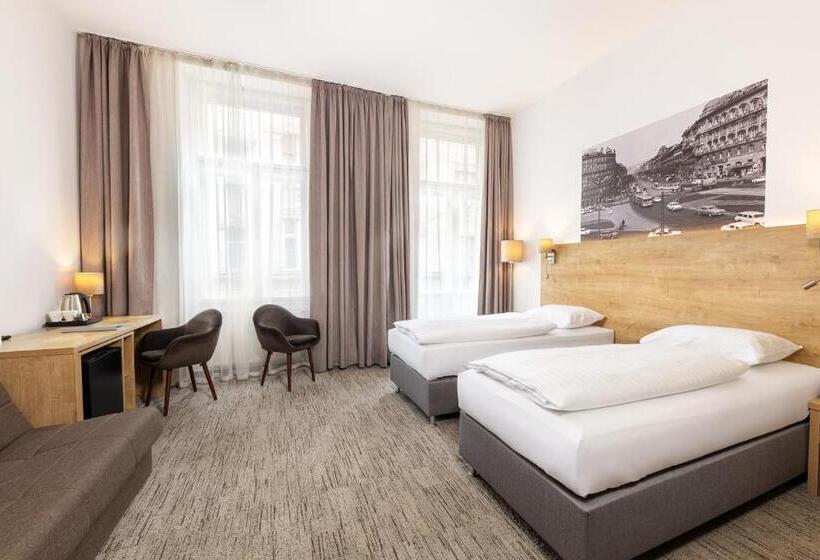 Номер Стандарт, City Hotel Ring
