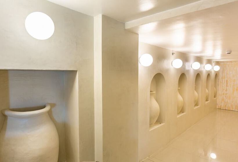 سوییت جونیور با چشم‌انداز شهر, Rhodos Horizon City Adults Only