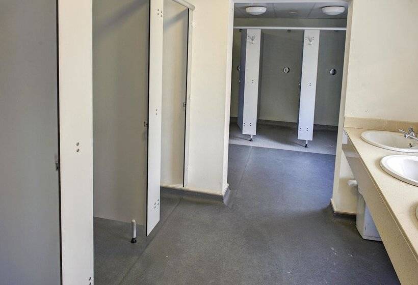 اتاق استاندارد با سرویس بهداشتی مشترک, Kinlay House Hostel