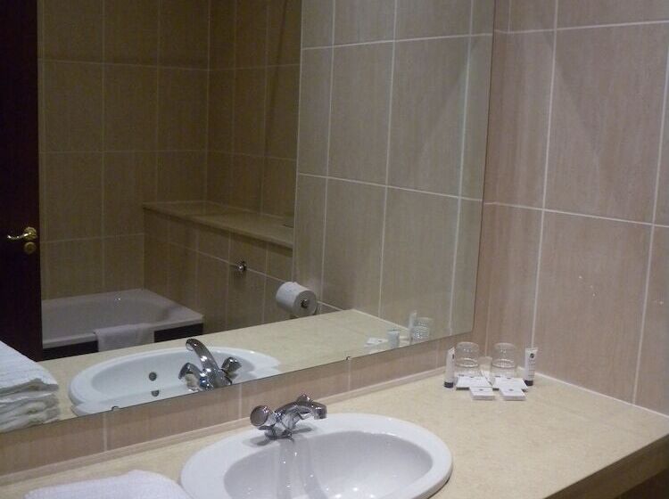 Habitación Estándar Individual, Seven Oaks