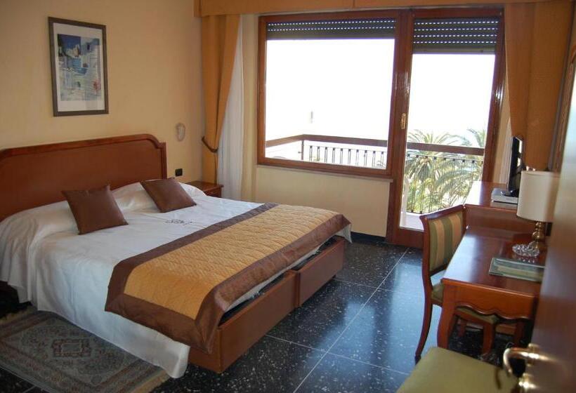Номер Стандарт, Grand Hotel Moroni