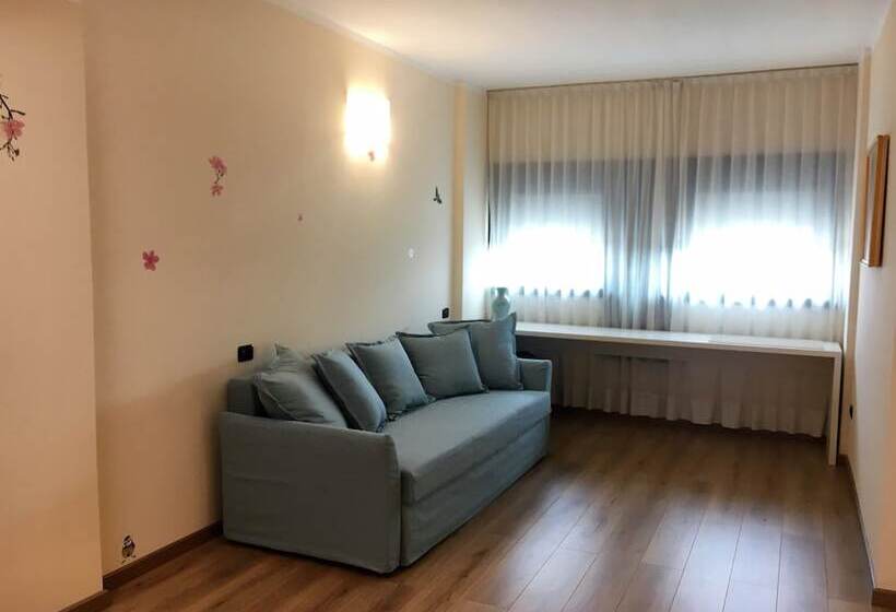 스위트, Saccardi & Spa  Adults Only