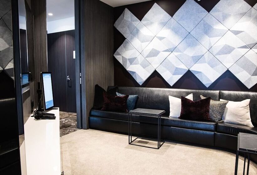 Люкс, Emporium Hotel South Bank