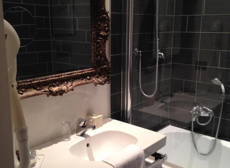 اتاق سوپریور سه تخته, Rechigi Hotel   Adults Only