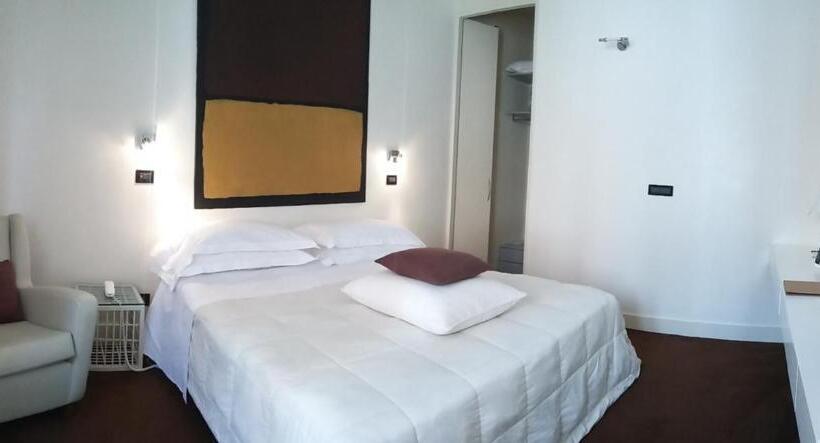 اتاق سوپریور سه تخته, Rechigi Hotel   Adults Only