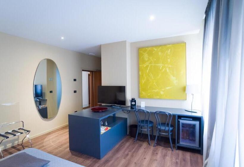سوییت جونیور, Rechigi Hotel   Adults Only