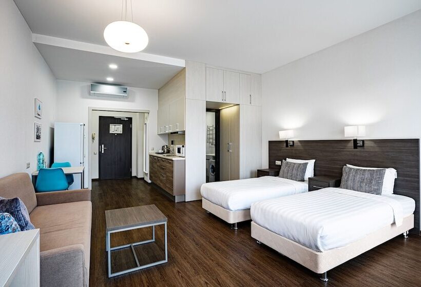 اتاق استاندارد, Ramada Hotel & Suites By Wyndham Novosibirsk Zhukovka