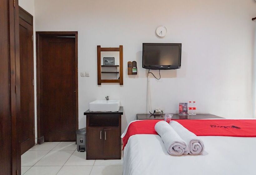 Номер Стандарт, Reddoorz At Dago Asri 3