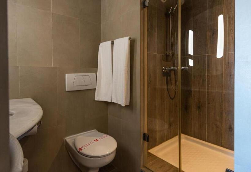 Quarto Estandar, Ibis Casablanca City Center