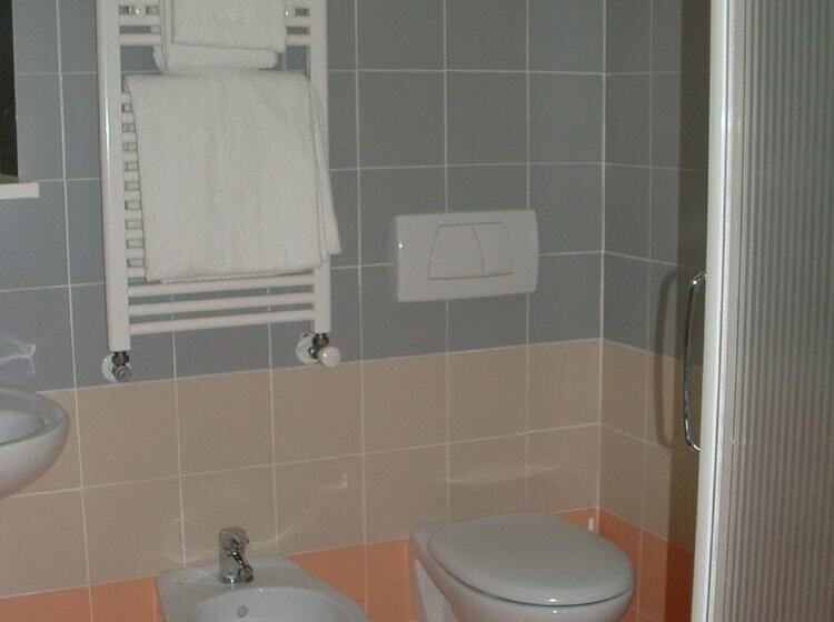 Apartamento 1 Dormitório com Sacada, Residence Tre Ponti