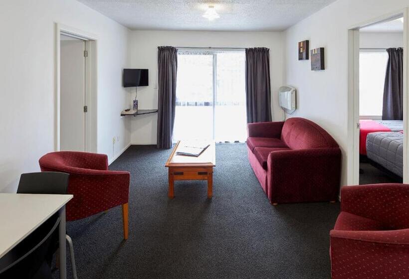 Апартаменты 2 Спальни, Aotea Motel