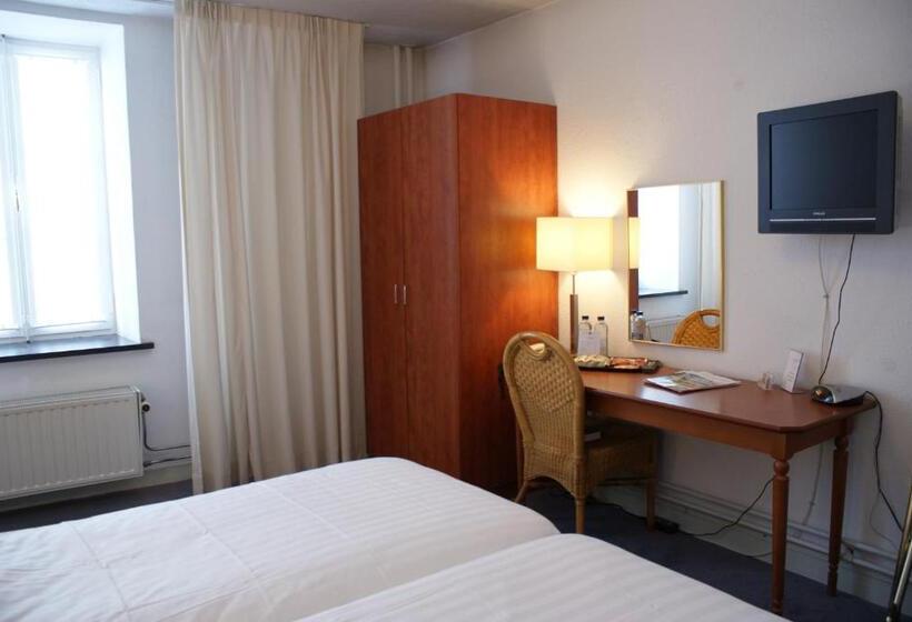اتاق خانوادگی, Fletcher Hotel La Ville Blanche