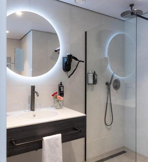 발코니 디럭스 룸, Ibis Styles Den Haag Scheveningen