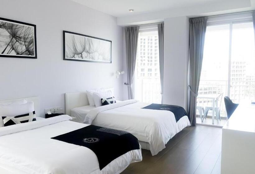 Номер Executive, La Vogue Boutique Hotel & Casino
