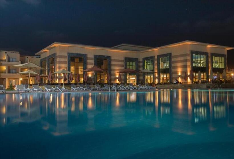 اتاق لوکس, Aura Resort Sidi Abd El Rahman El Alamein