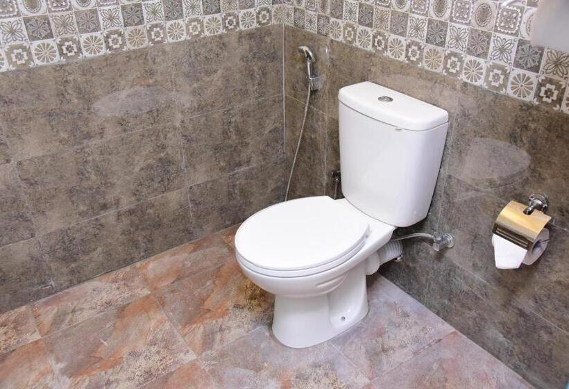 Номер Deluxe Кровать Кинг, White Villa Airport Transit