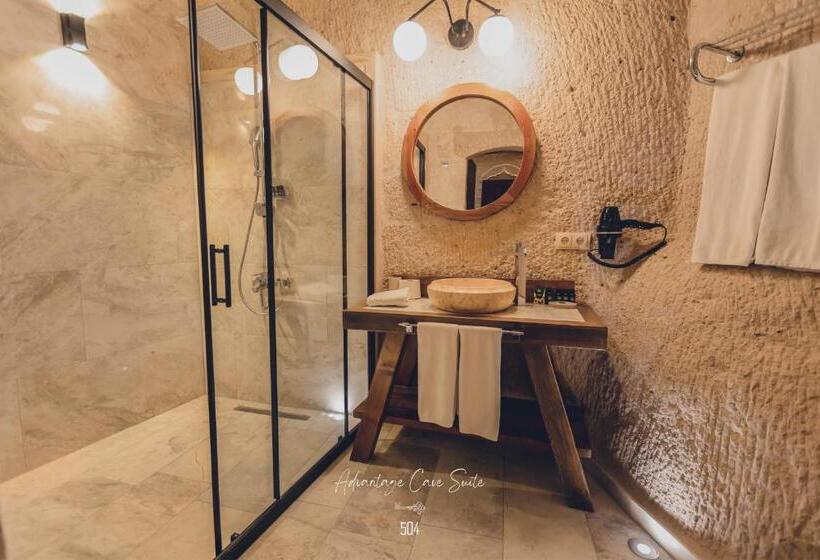 스위트, Nino Cave Suites