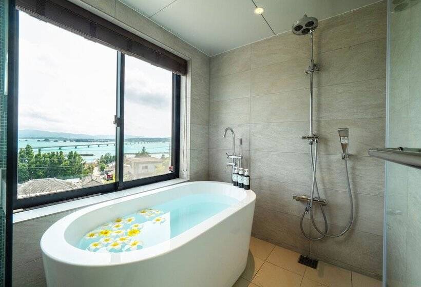 Вилла 1 Спальня Вид на Море, One Suite The Terrace