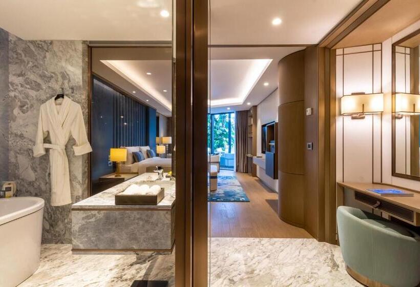 Люкс Кровать Кинг, Reges, A Luxury Collection Resort & Spa, Cesme