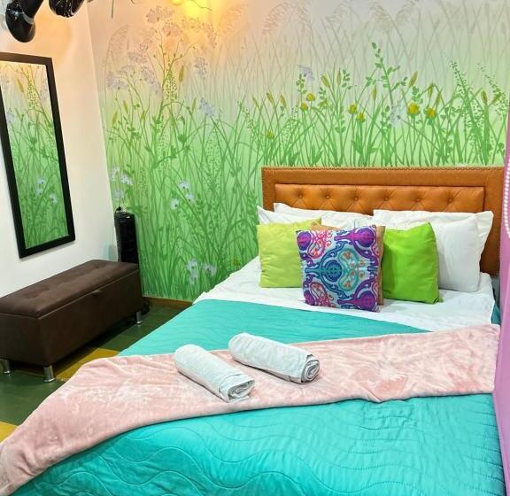 اتاق لوکس سه تخته, Boutique Stay La 10