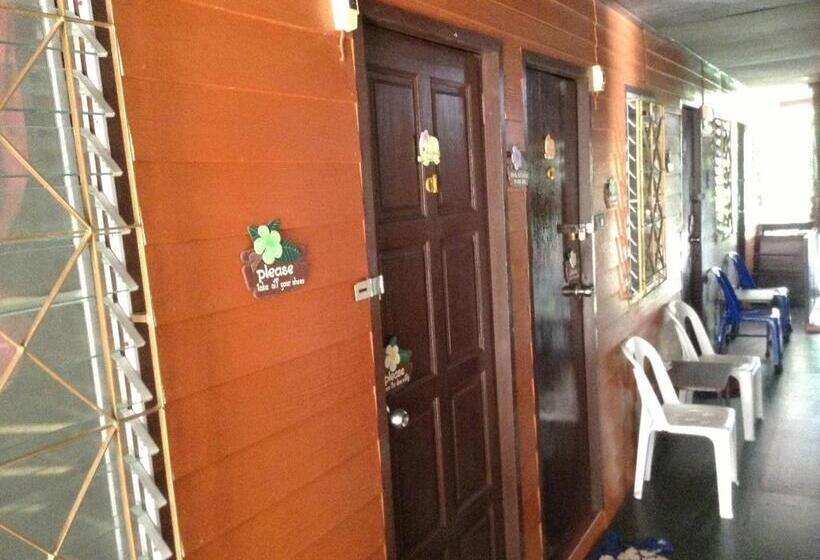Номер Стандарт, Coco S Guesthouse