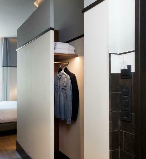 Habitación Superior Vista Ciudad, Praktik èssens