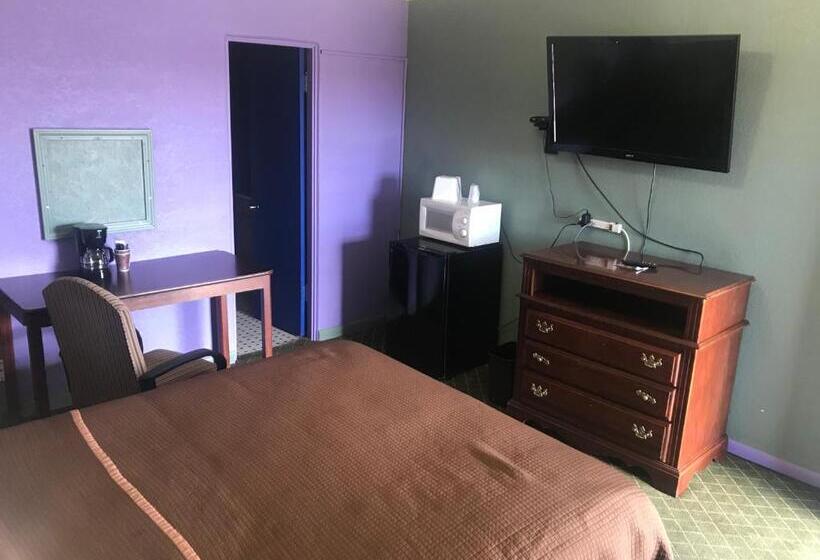 Номер Стандарт, Western Inn Roswell