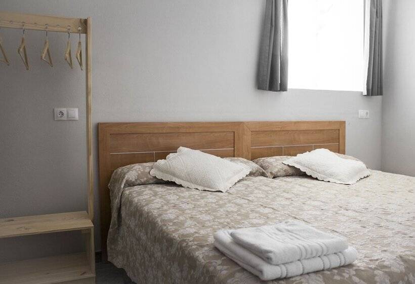 Номер Стандарт, Pension Casa Maruja