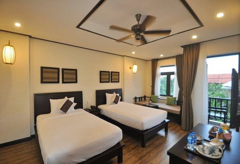 اتاق لوکس با چشم‌انداز شهر, The Quin Riverside Villa