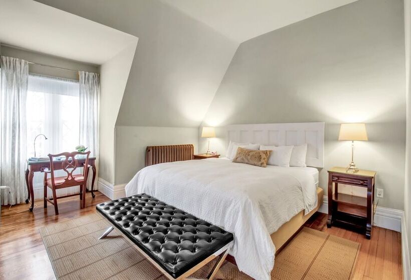 Номер Стандарт, Innbuffalo Off Elmwood