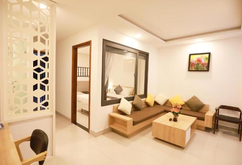 استودیو خانوادگی, Stop And Go Boutique Homestay Hue