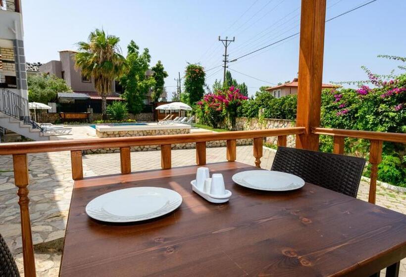 Бунгало Стандарт Вид на Сад, Anatolian Apartments