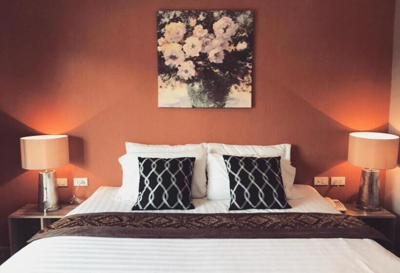 Студия Superior, The Tamnan Pattaya Hotel & Resort