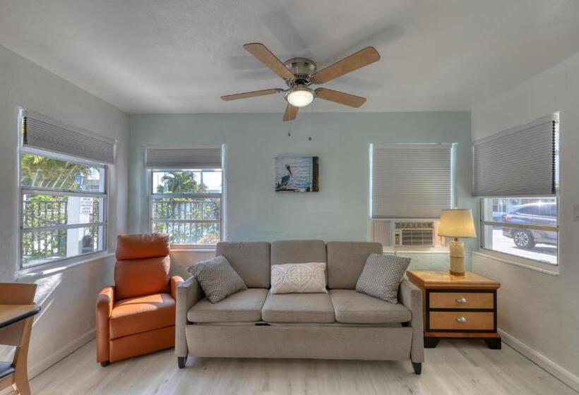 Апартаменты 1 Спальня, Sand Vista Vacation Rentals