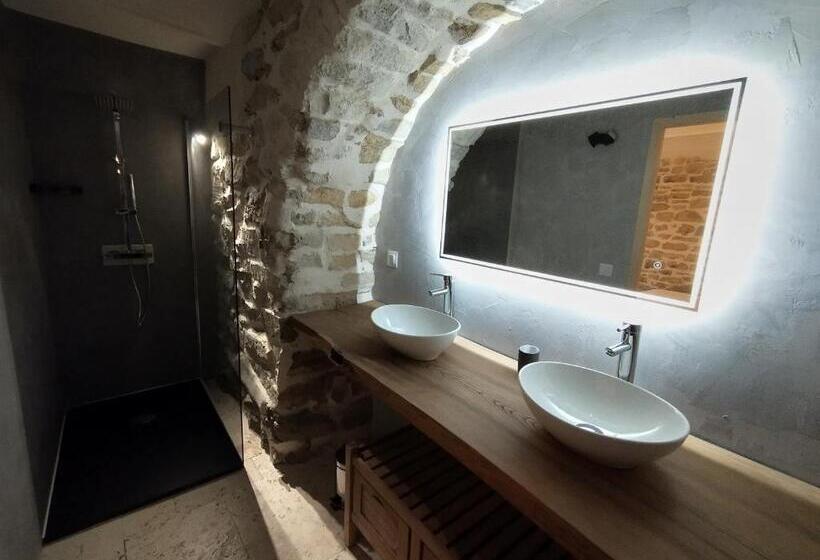 Номер Deluxe, Les Agaves