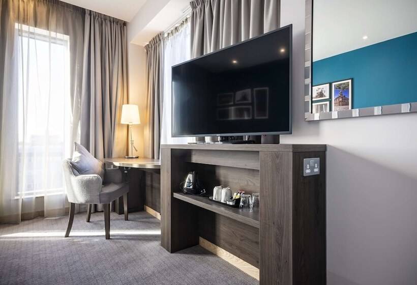 Номер Стандарт, Hampton By Hilton Stockton On Tees