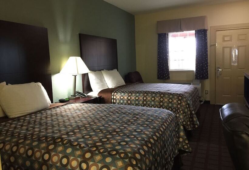 Номер Стандарт 2 Двуспальные Кровати, Pearsall Inn And Suites
