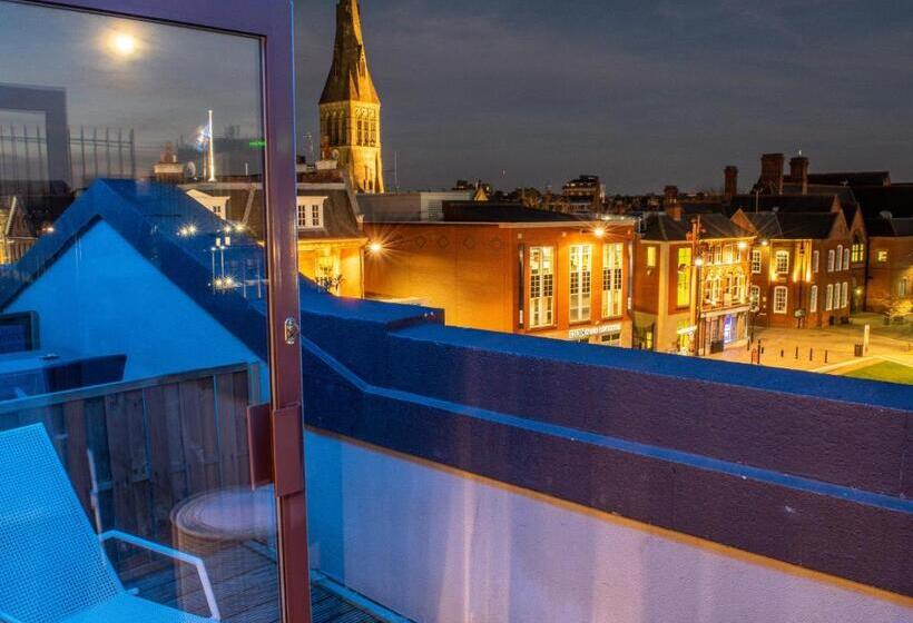 Номер Deluxe с Балконом, Villare Leicester City Centre