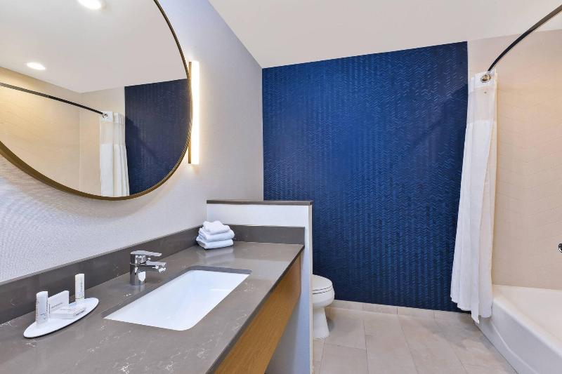 Стандартный Номер Кровать Кинг, Fairfield Inn & Suites By Marriott Cincinnati Airport South/florence