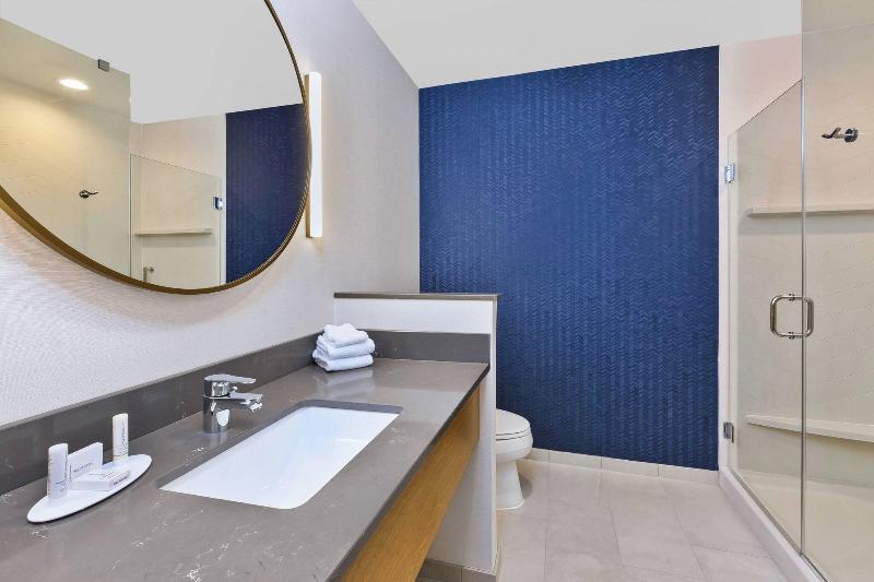 Habitació Estàndard Llit King, Fairfield Inn & Suites By Marriott Cincinnati Airport South/florence