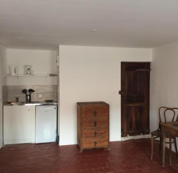 스탠다드 스튜디오 킹침대, Le M Maison D Hôtes