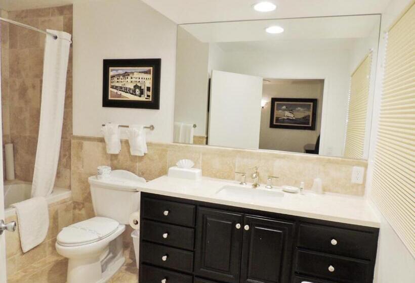 Люкс Вид на Море, Catalina Courtyard Suites