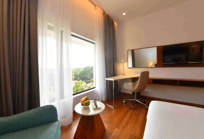 Номер Deluxe, Vivanta Colombo Airport Garden