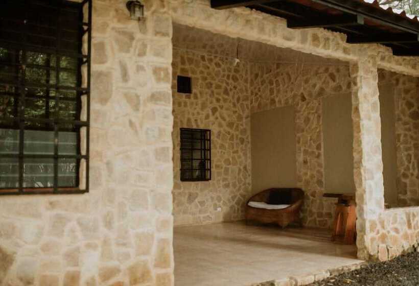 Семейное Бунгало, Castillo Tambor Resort & Restaurant
