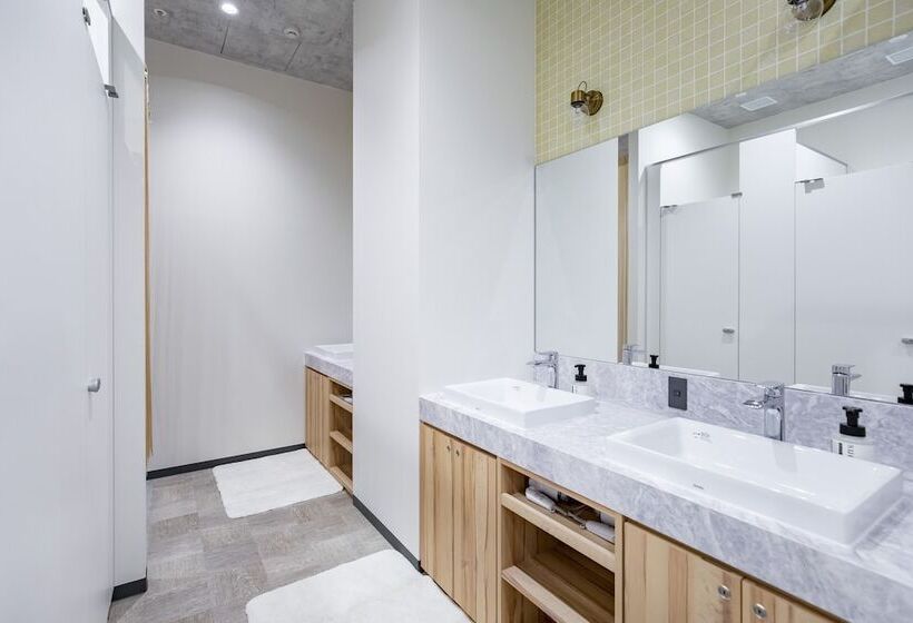 اتاق استاندارد, Eight Point Inn Kanazawa