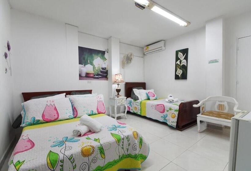 Номер Стандарт, Hostal Tequendama Martha Santamaria