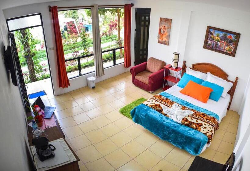 اتاق لوکس یک تخته, Pescador Hotel Ph