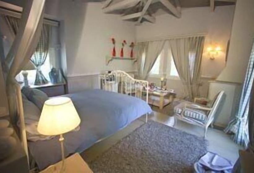 Полулюкс Вид на Сад, Anerada Inn Suites & Spa   Pet Friendly