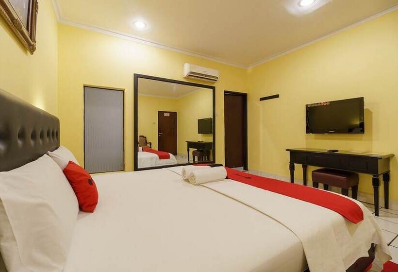 Номер Стандарт, Reddoorz Plus Near Ancol